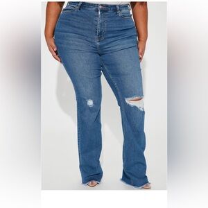 PLUS SIZE STRETCH FLARE MEDIUM WASH DENIM